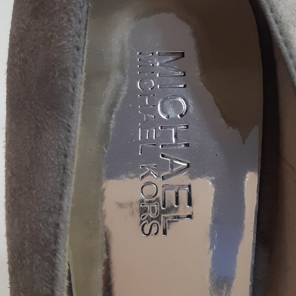 Mickeal Kors womens shoes - Picture 6 of 7